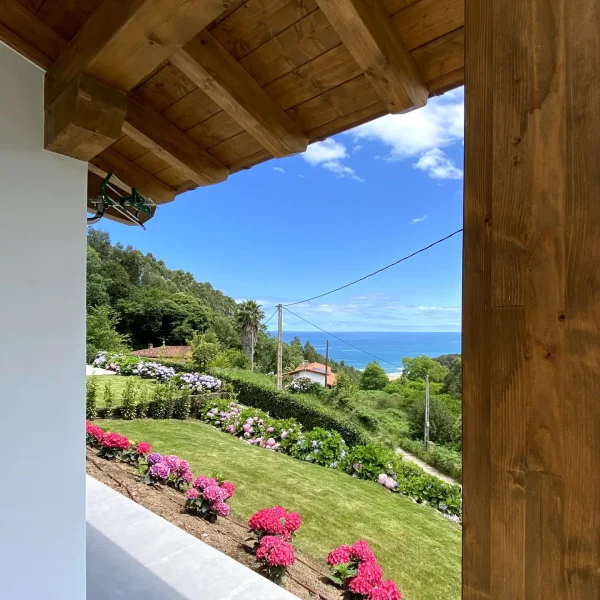 Vista del jardin y del mar La Casina de la Higuera